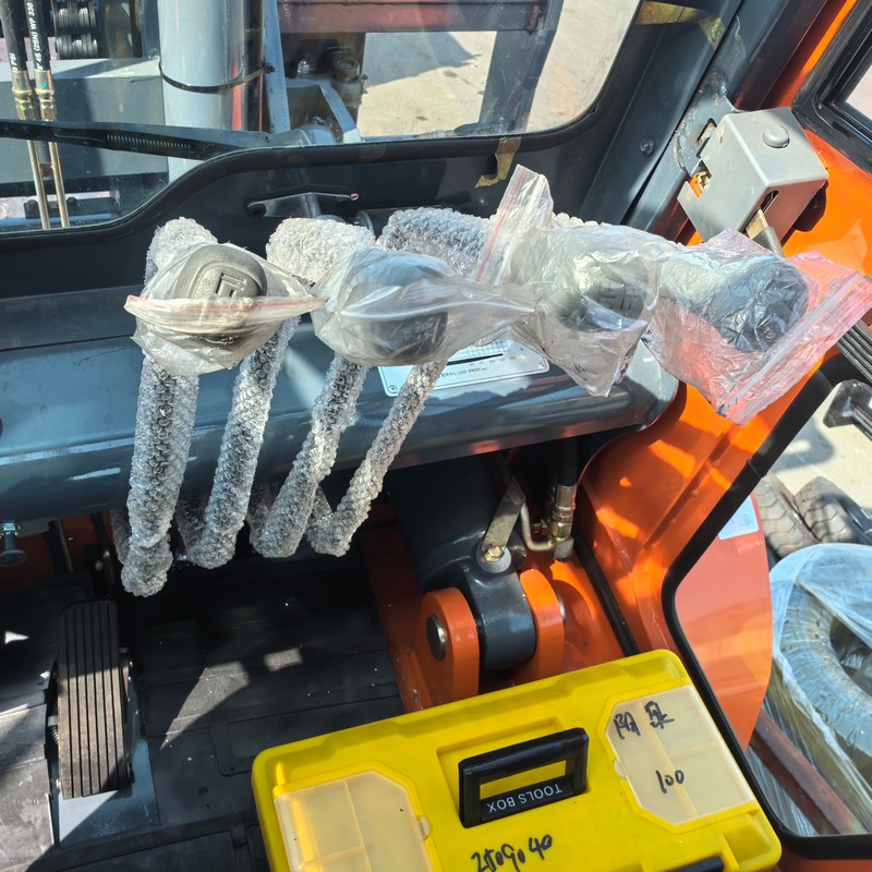 رافعة شوكية 10 طن