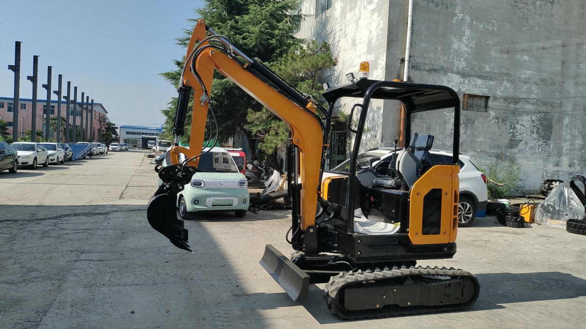 حفارة صغيرة 2.5 طن